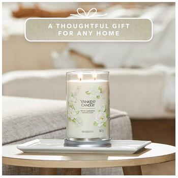 White Gardenia Signature Tumbler Candle ( biela gardénia ) - Vonná sviečka
